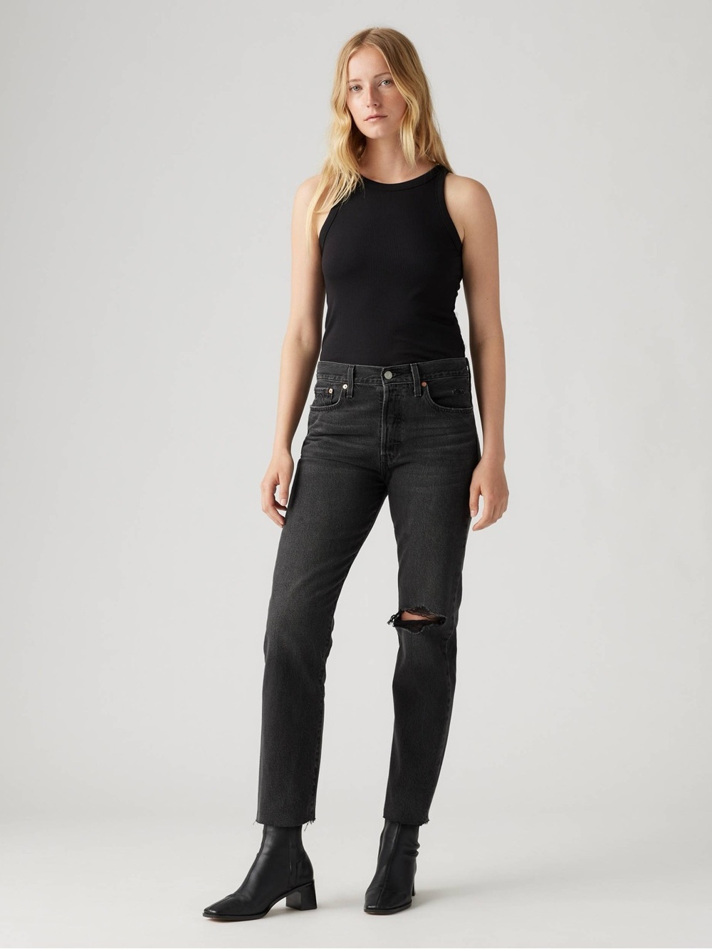 Levi’s Wedgie Straight Button Fly Jeans